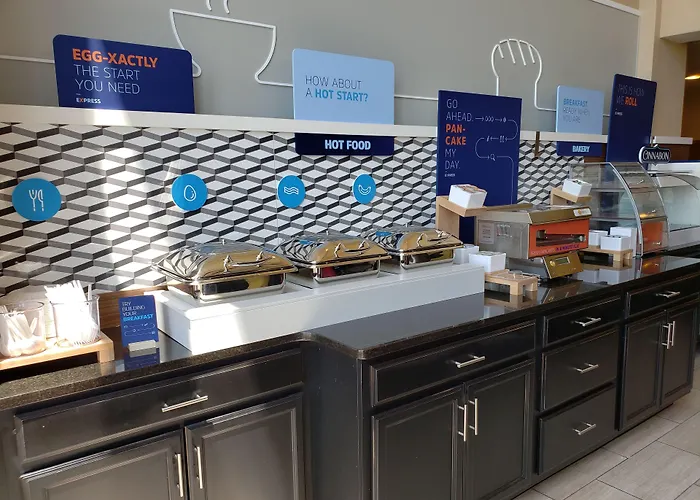Express & Northeast By Ihg 3* Marion