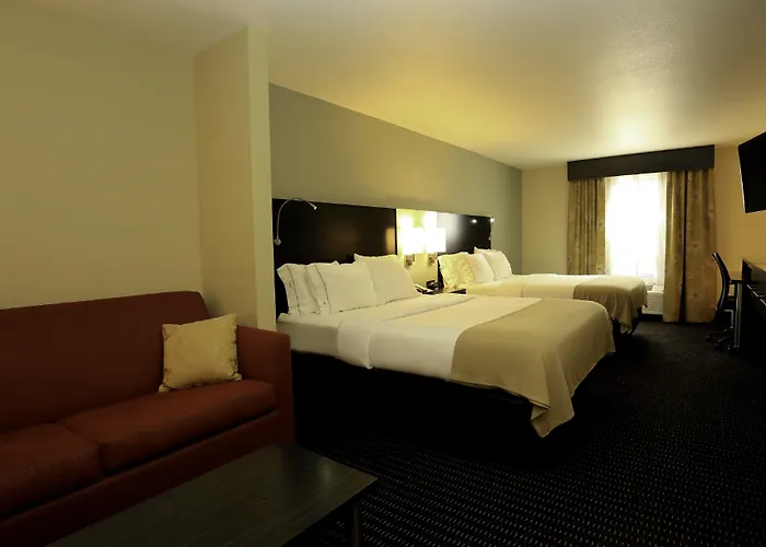 Express & Northeast By Ihg Hotel Marion