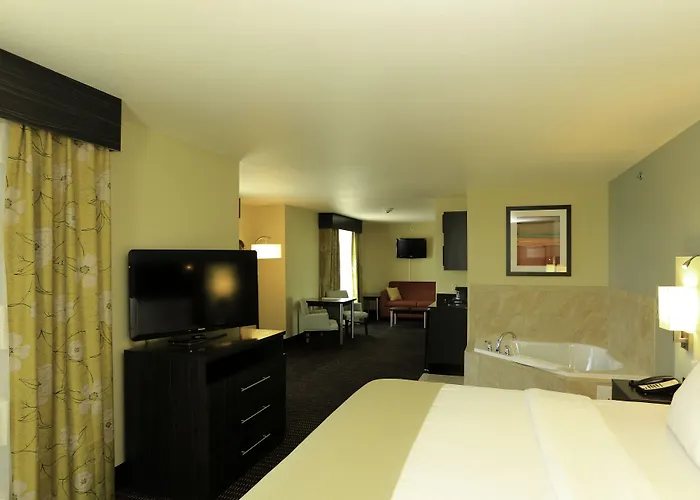 Express & Northeast By Ihg 3* Marion