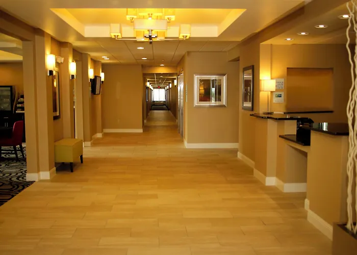 Express & Northeast By Ihg