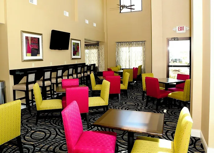 Express & Northeast By Ihg 3* Marion
