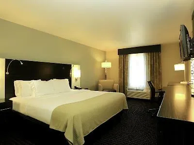 Express & Northeast By Ihg 3* Marion